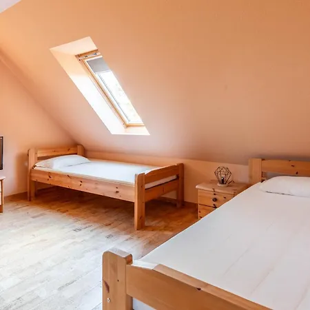 Strandmuschel Nyaraló