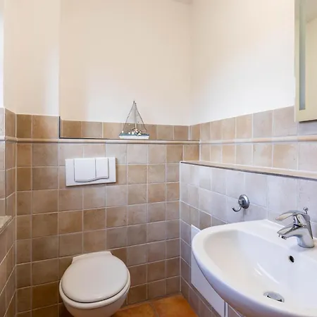 Strandmuschel Nyaraló Groß Schwansee